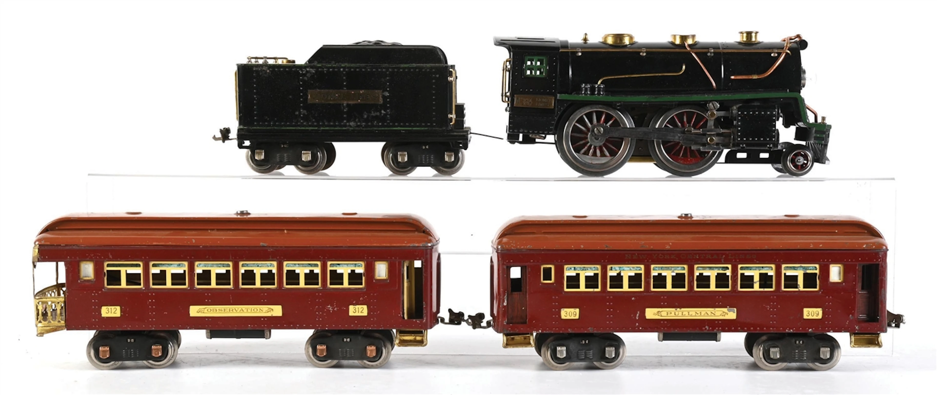 PRE-WAR LIONEL STANDARD GA. NO. 384 PASSENGER SET
