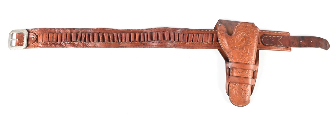 ANTIQUE RUSSET LEATHER HAND TOOLED HOLSTER, CARTRIDGE BELT RIG.