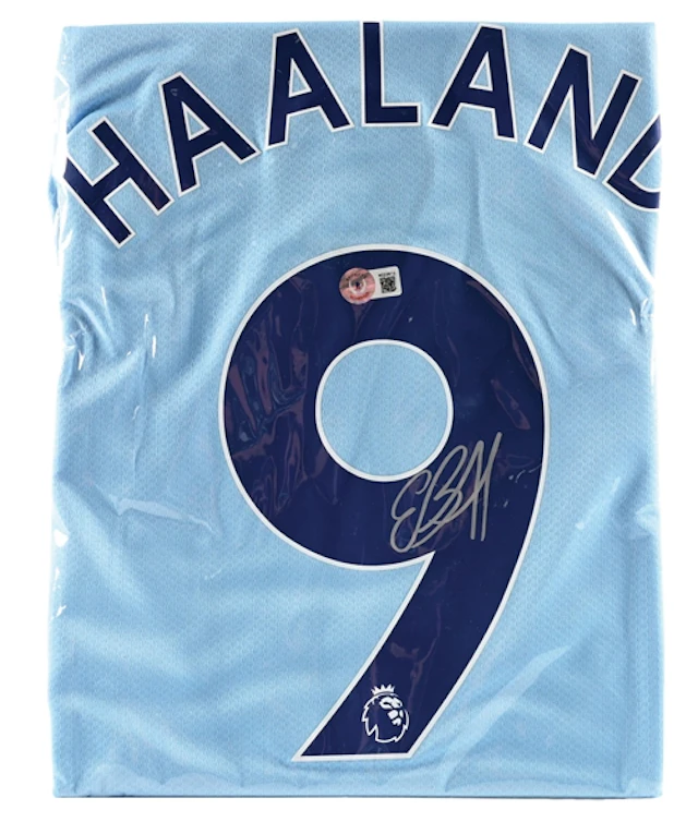 ERLING HAALAND SIGNED MANCHESTER CITY JERSEY WITH BECKETT HOLOGRAM