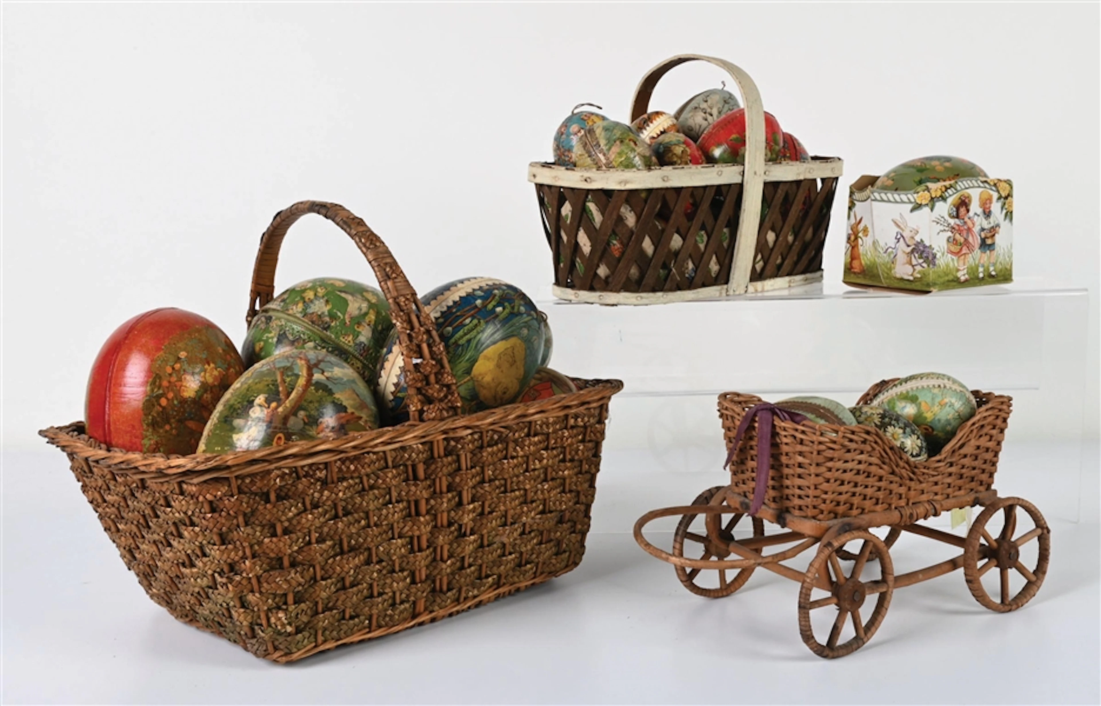 LARGE COLLECTION OF EASTER EGG CANDY CONTAINERS W/ BASKETS
