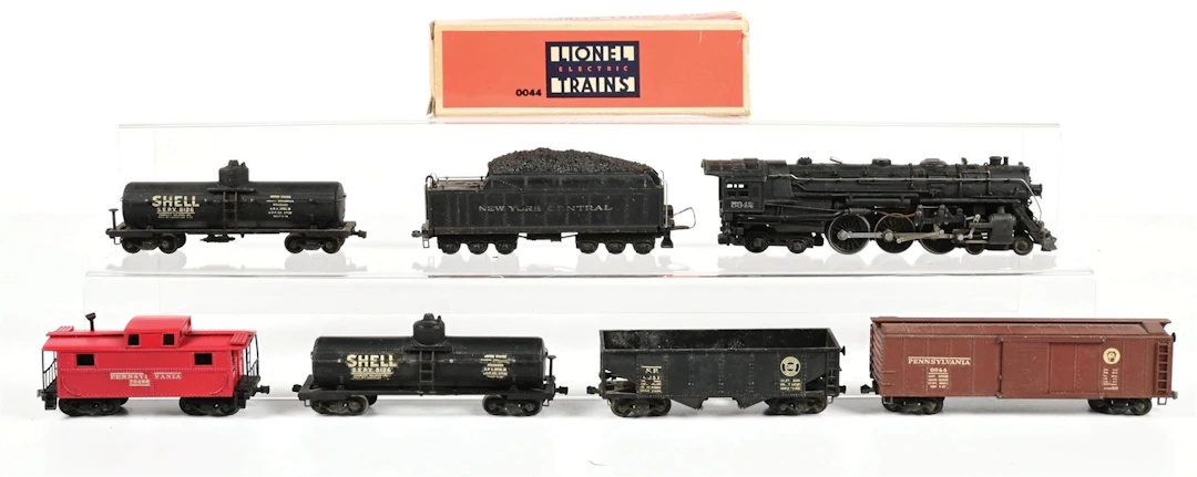PRE-WAR LIONEL OO-GA. NEW YORK CENTRAL HUDSON STEAM LOCOMOTIVE & TENDER