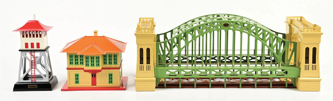 LOT OF 3: MTH STANDARD GA. HELLGATE BRIDGE & 2 SWITCH TOWERS W/ ORIGINAL BOXES