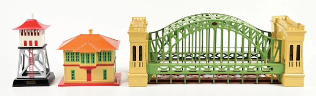 LOT OF 3: MTH STANDARD GA. HELLGATE BRIDGE & 2 SWITCH TOWERS W/ ORIGINAL BOXES