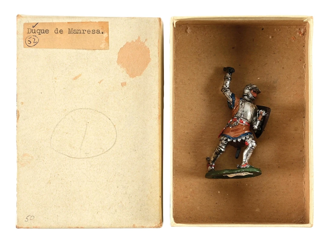 ORIGINAL SELWYN DUQUE DE MANRESA MINIATURE KNIGHT FIGURE IN ORIGINAL BOX