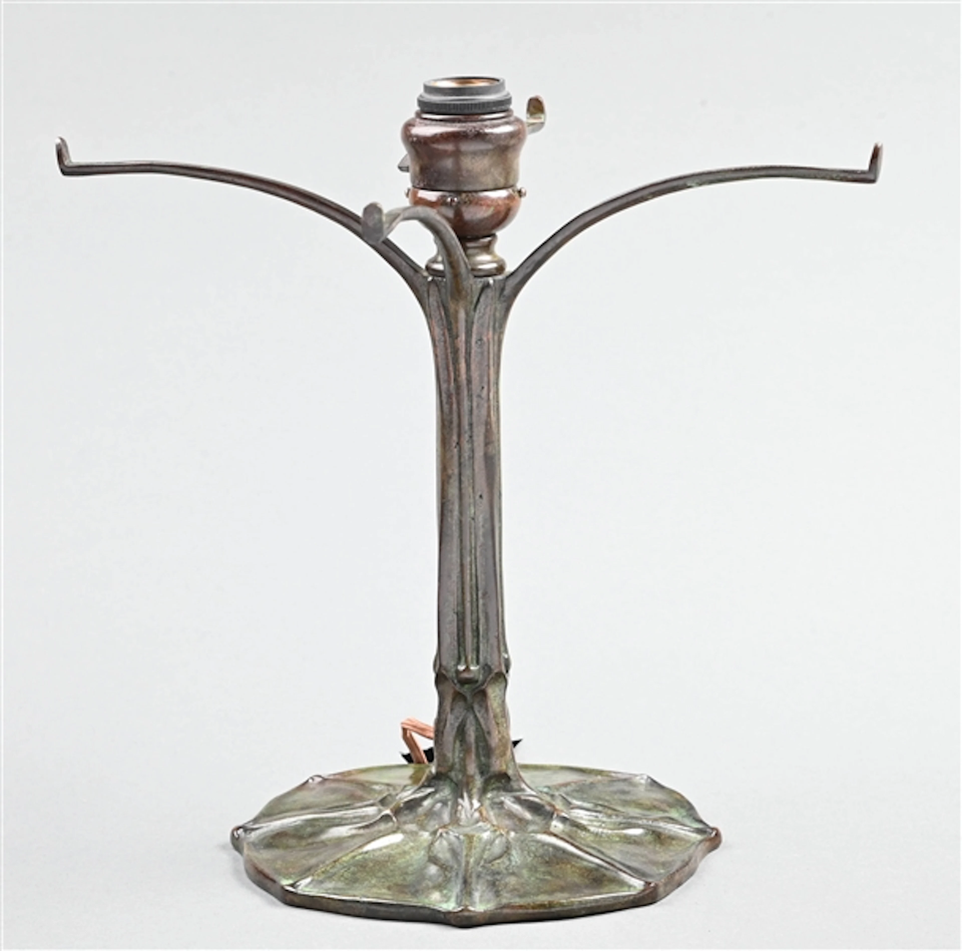 TIFFANY STUDIOS PATINATED BRONZE PENGUIN FOOT TABLE LAMP BASE