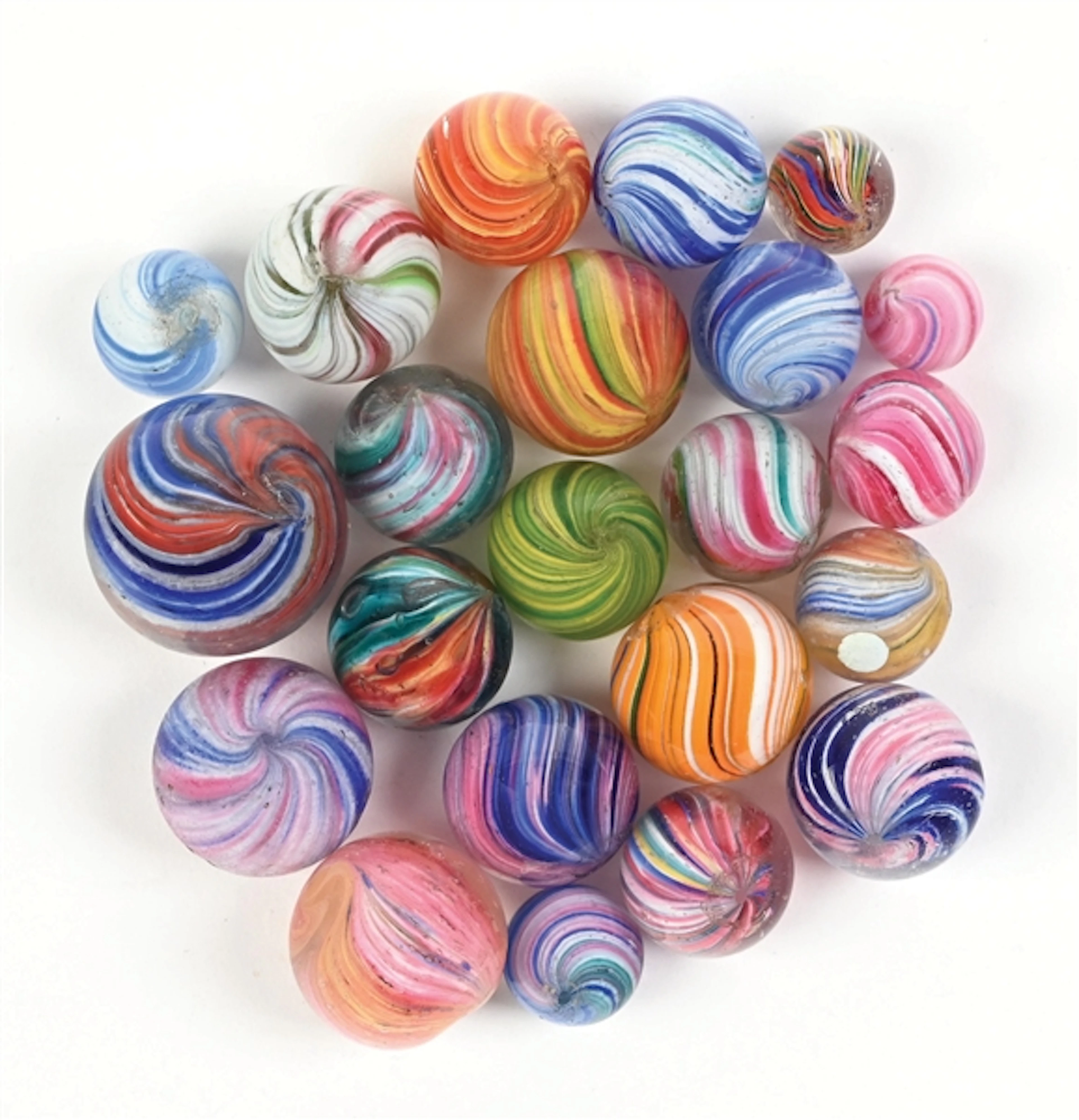 LOT OF 22: ONIONSKIN MARBLES