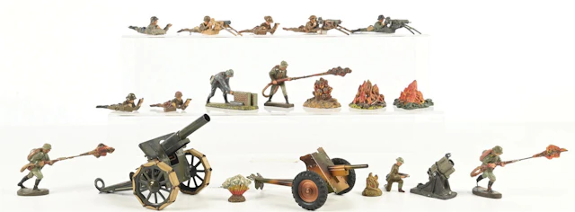LOT OF 20: ELASTOLIN & LINEOL VARIOUS ARTILLERY & CREWMAN FIGURES