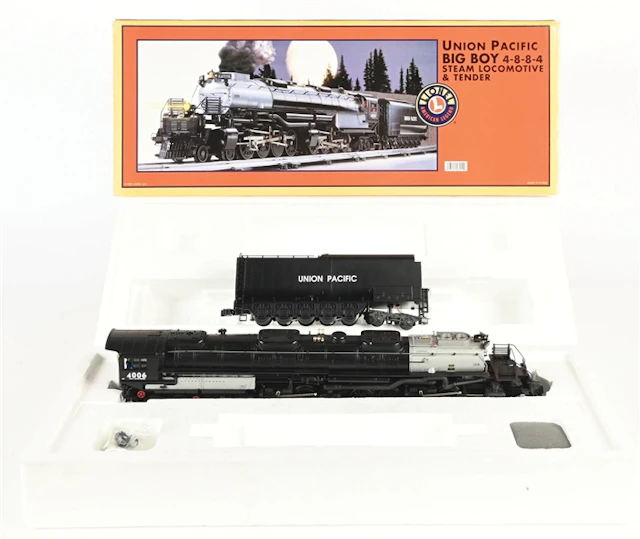 LIONEL O. GAUGE NO. 6-28029 UNION PACIFIC BIG BOY 4884 STEAM LOCOMOTIVE