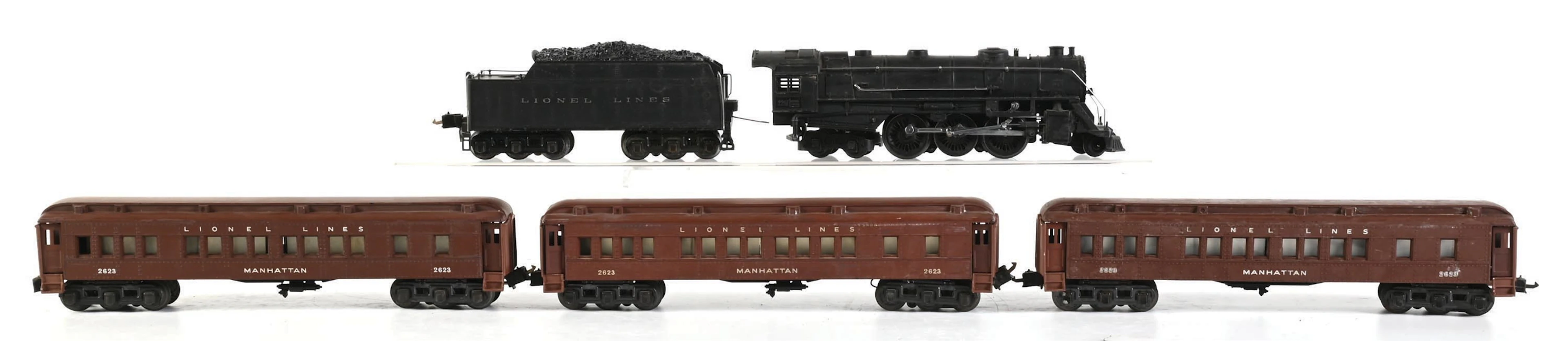 LOT OF 5: LIONEL 0-GA. NO. 226E STEAM LOCO W/ TENDER AND MANHATTAN CARS