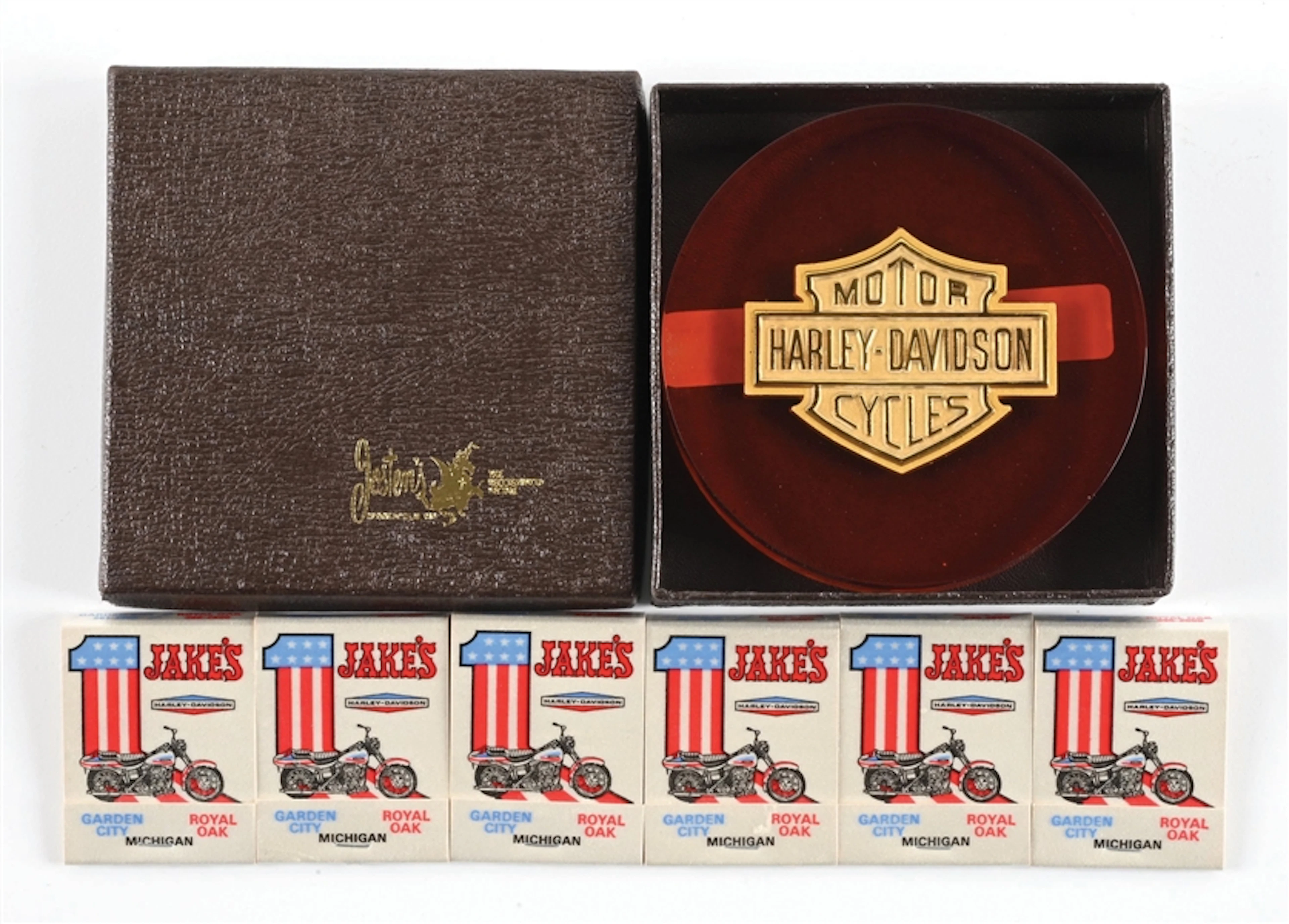 COLLECTION OF 7: HARLEY-DAVIDSON MOTORCYCLES BOXED PAPERWEIGHT AND