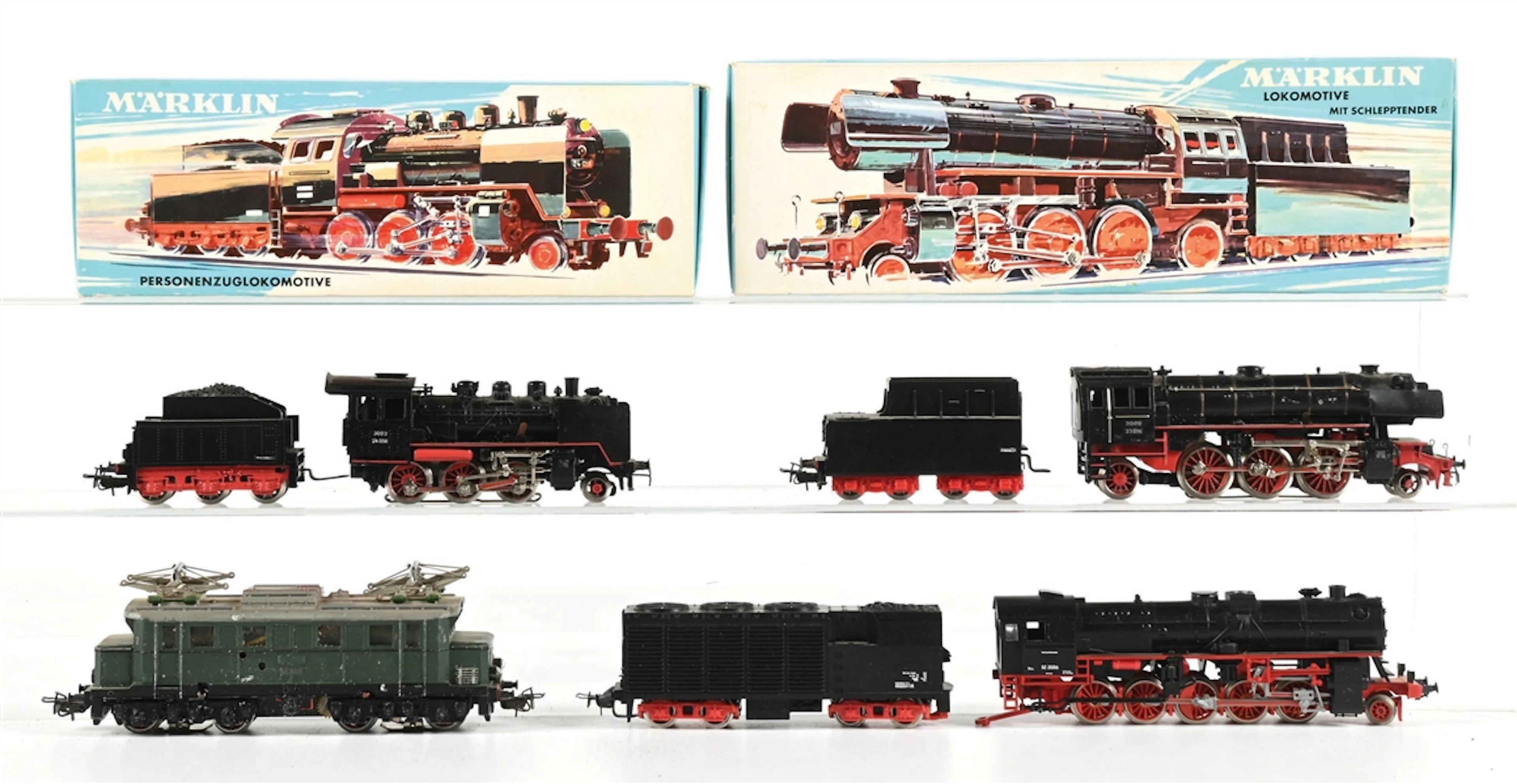 LOT OF 4: MARKLIN HO STEAM ENGINES AND ELECTRIC LOCO W/ 2 BOXES