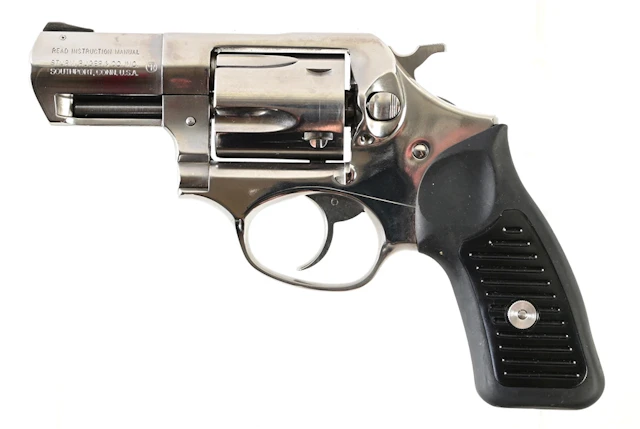 (M) RUGER SP101 DOUBLE ACTION REVOLVER WITH BOX
