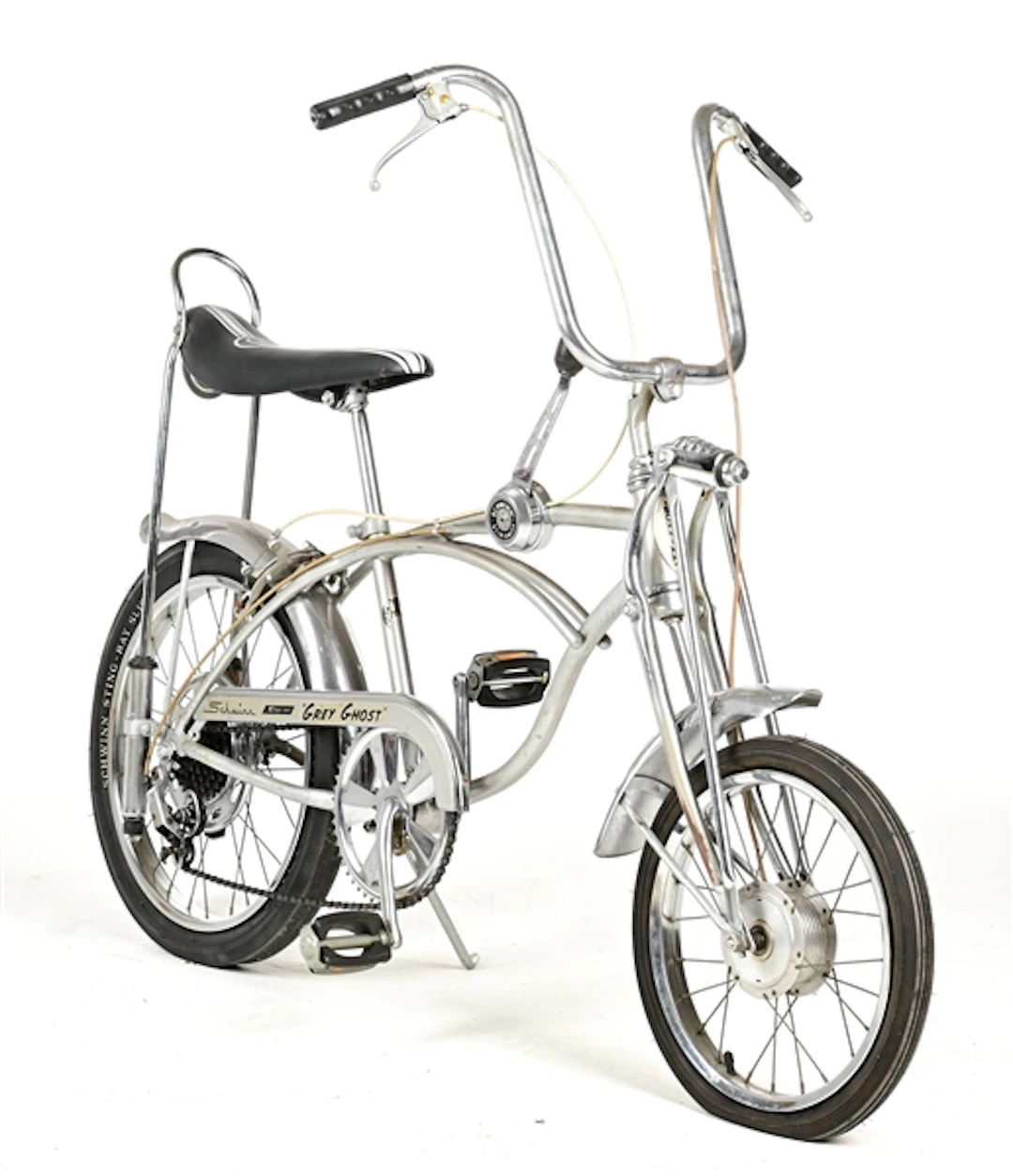 SCHWINN "GREY GHOST" STING-RAY BICYCLE SERIAL NO. DG05075