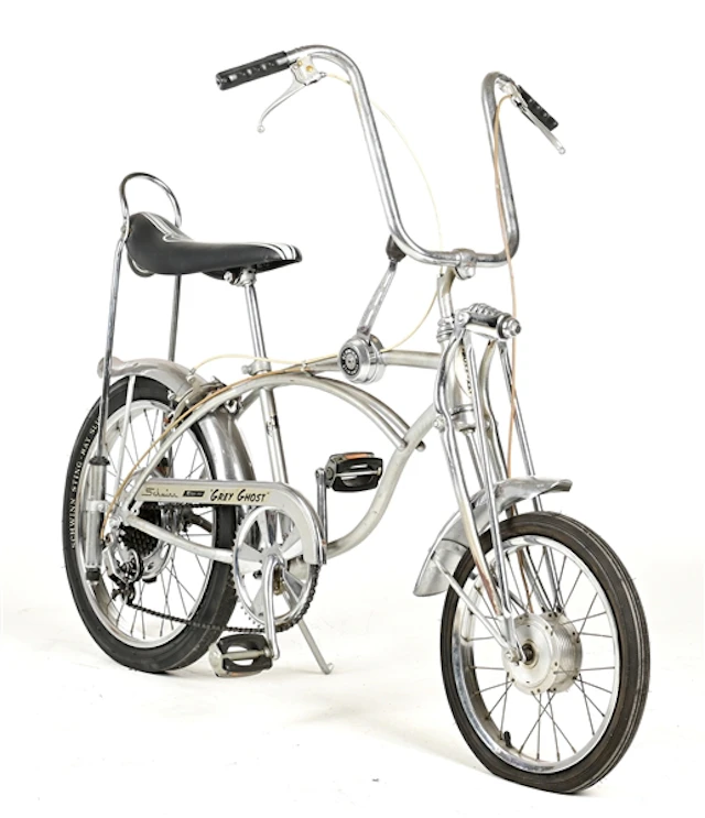 SCHWINN "GREY GHOST" STING-RAY BICYCLE SERIAL NO. DG05075