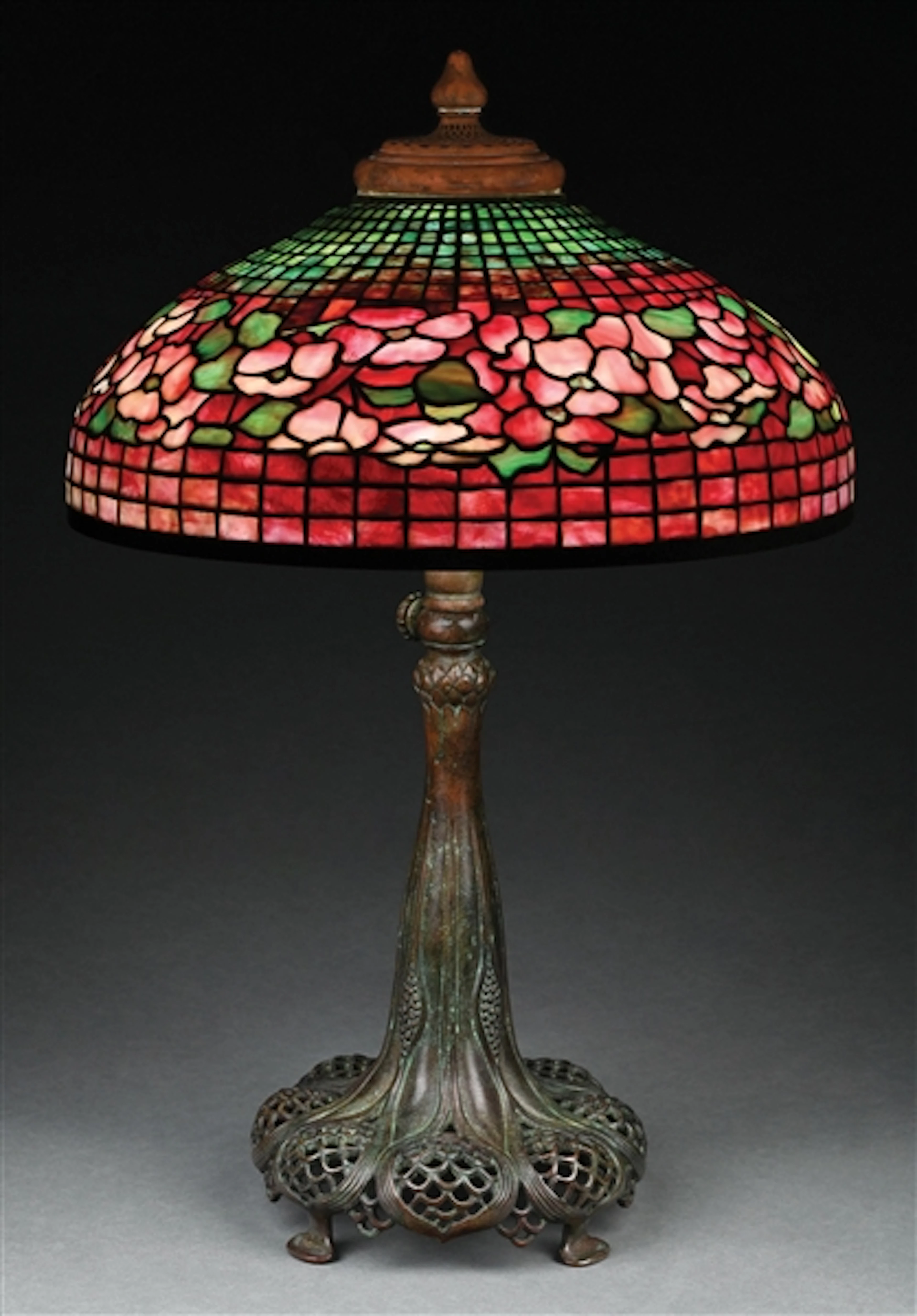 TIFFANY STUDIOS BANDED DOGWOOD LEADED GLASS TABLE LAMP