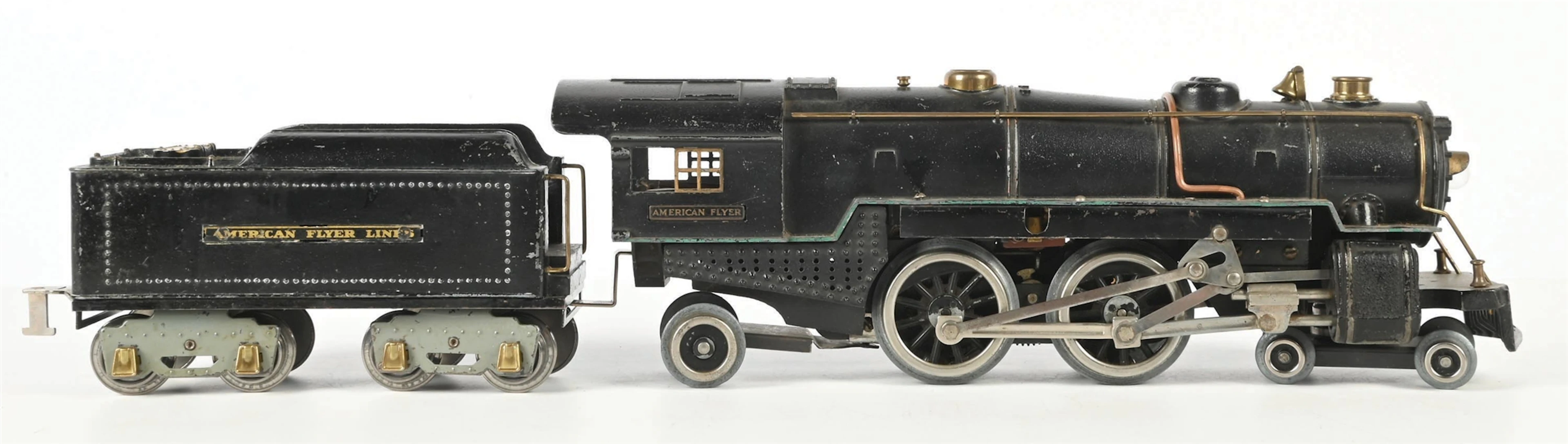 AMERICAN FLYER PREWAR STANDARD GAUGE NO. 4680 STEAM LOCOMOTIVE AND TENDER