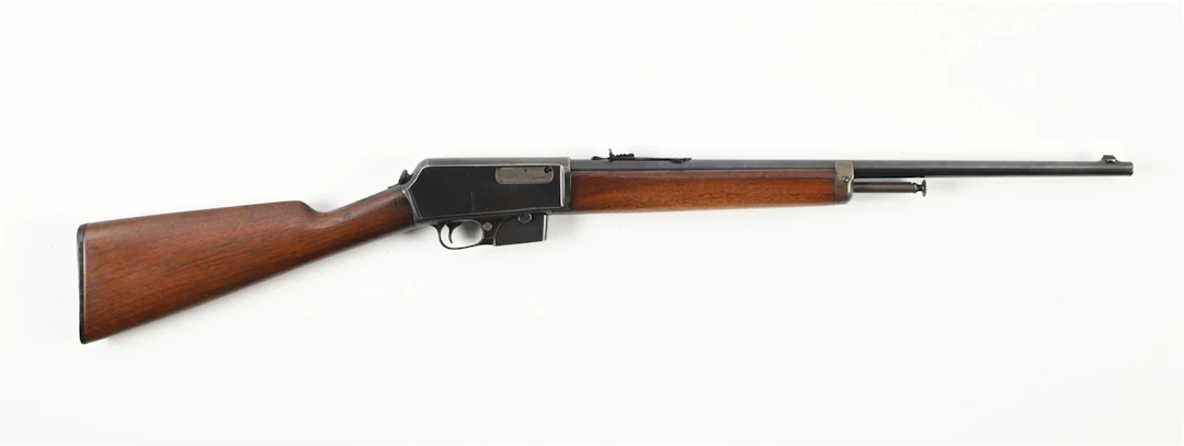 (C) FIRST YEAR WINCHESTER MODEL 1905 .35SL SEMI-AUTOMATIC RIFLE.