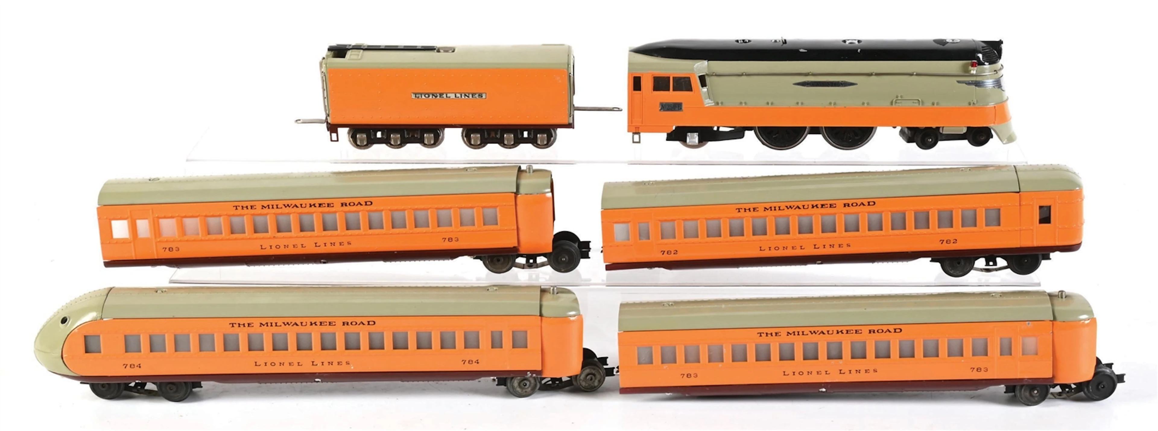 PRE-WAR LIONEL O-GA. HIAWATHA PASSENGER SET