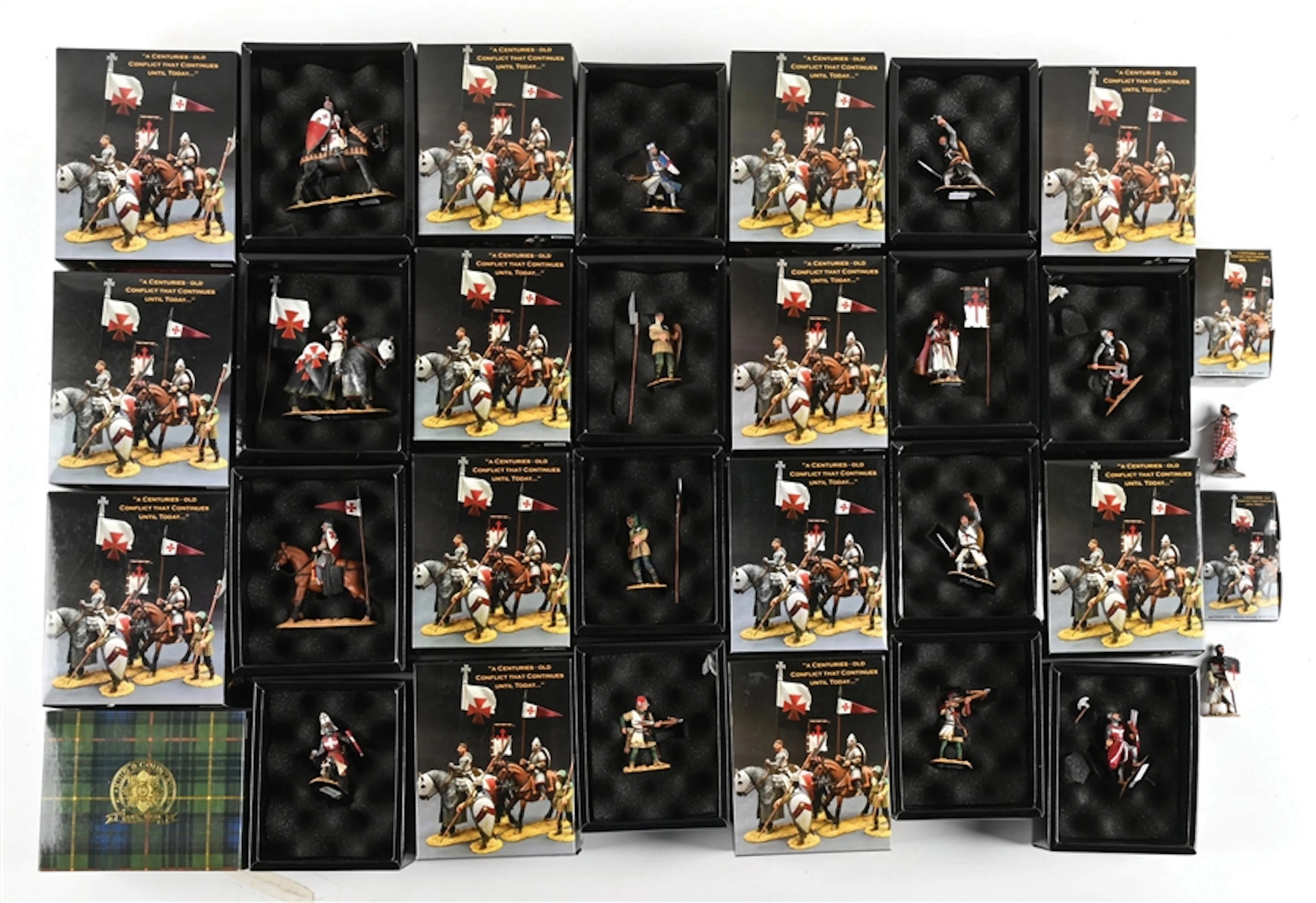 LOT OF 16: KING & COUNTRY CRUSADERS FIGURES IN BOXES