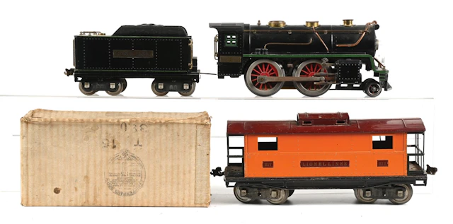 LOT OF 3: LIONEL STD-GA. 384 STEAM LOCO, TENDER & 217 CABOOSE