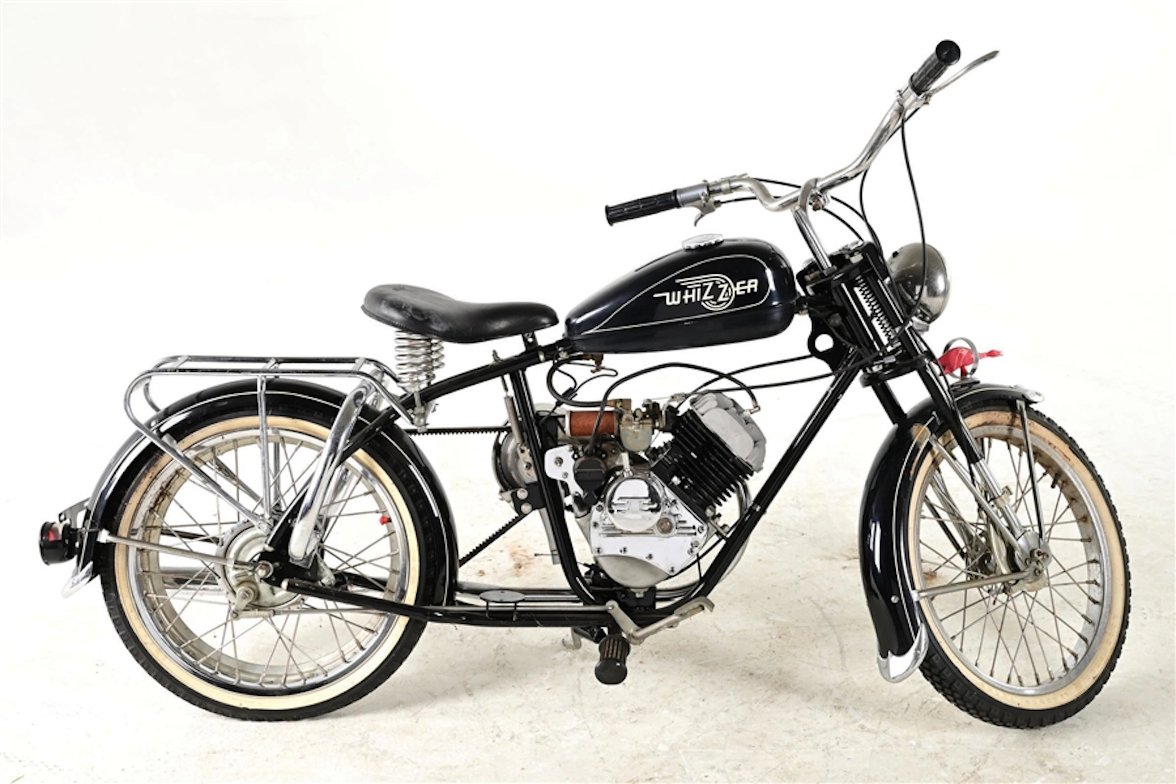 1952 SCHWINN/WHIZZER SPORTSMAN MOTORBIKE