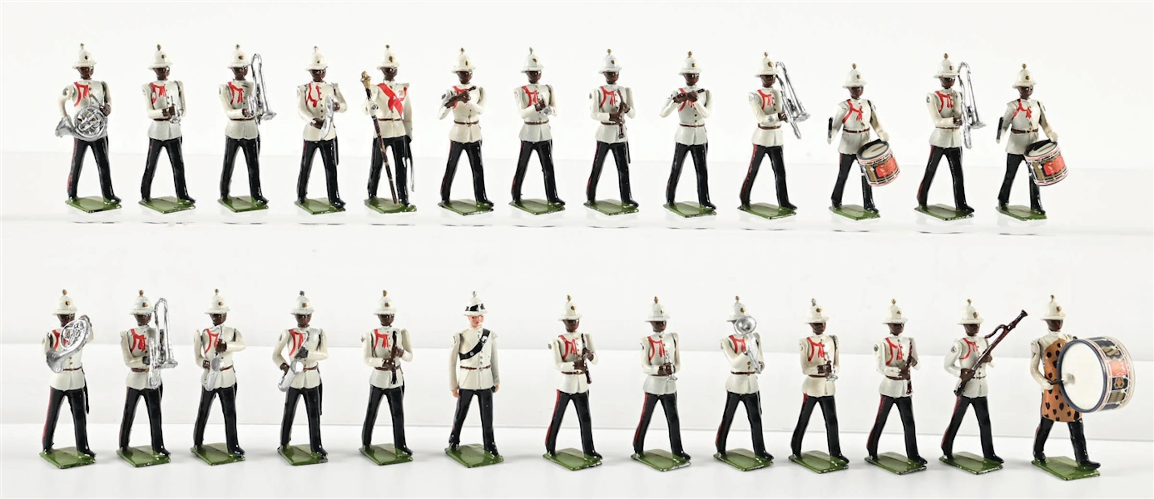 LOOSE SET BRITAINS BAHAMAS POLICE MARCHING BAND SET NO. 2186