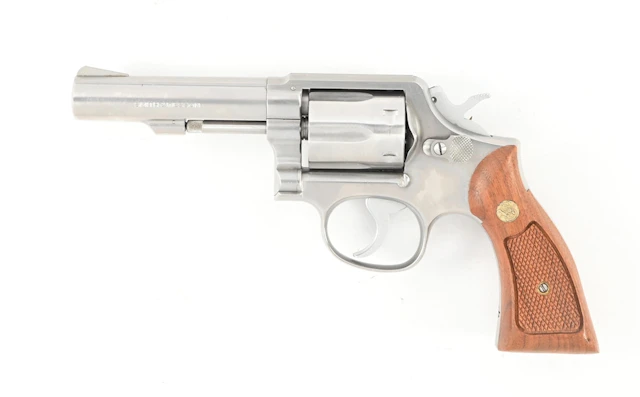 (M) SMITH & WESSON MODEL 65-2 DOUBLE ACTION REVOLVER.