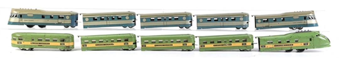 LOT OF 2: PRE-WAR AMERICAN FLYER O-GA. STREAMLINE PASSENGER SETS
