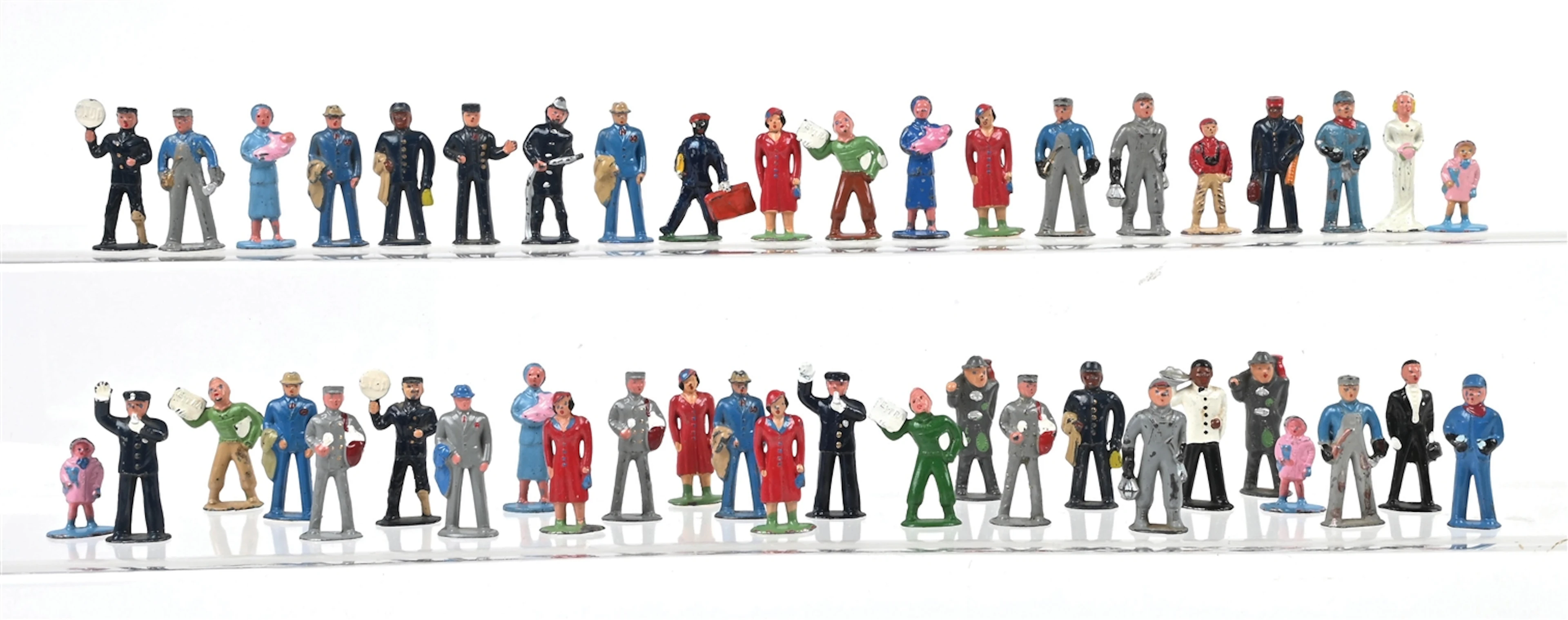 LOT OF APPROXIMATELY 50: BARCLAY HO SCALE RAILROAD & TRAIN STATION FIGURES