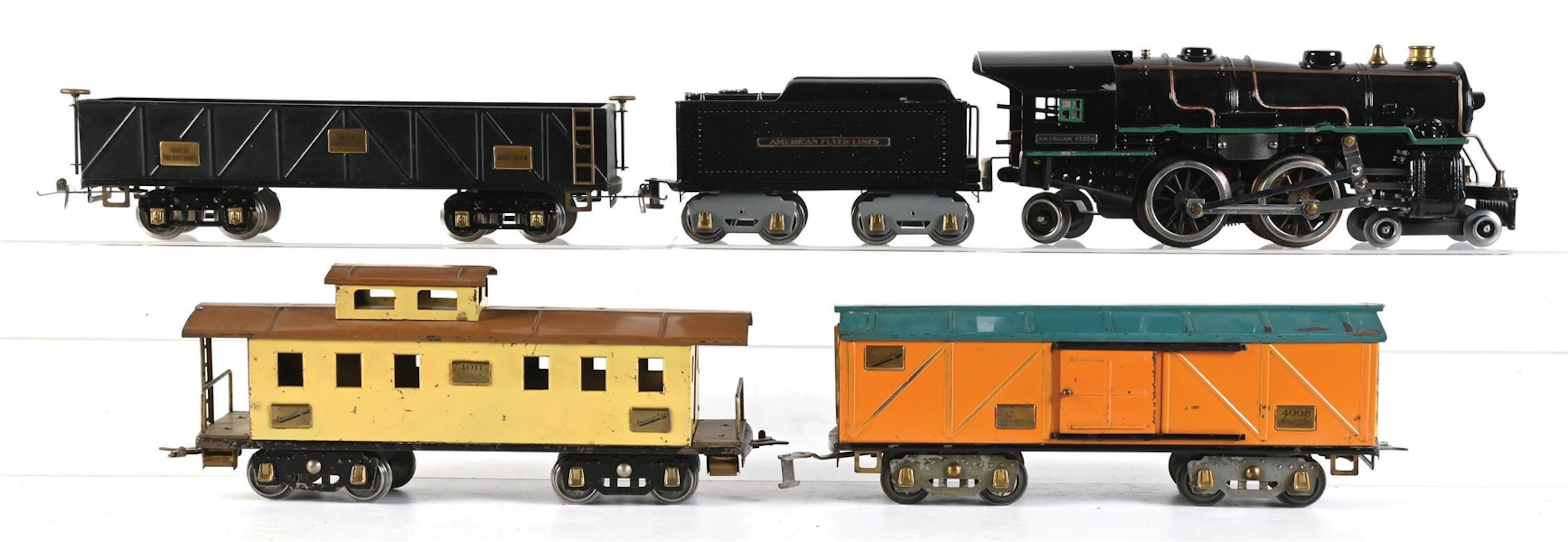 LOT OF 5: PRE-WAR AMERICAN FLYER STANDARD GA. LOCOMOTIVE & FREIGHT CARS