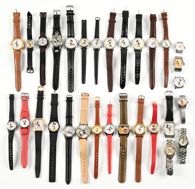 LARGE LOT OF MICKEY MOUSE WATCHES