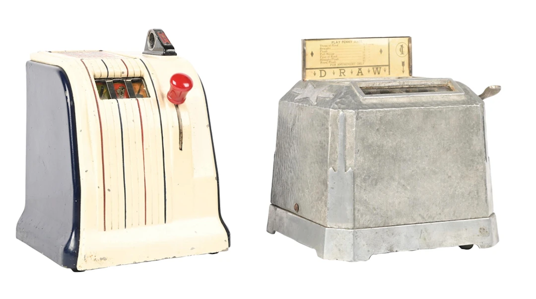 A PAIR OF TRADE STIMULATORS: DEAN NOVELTY PENNY DRAW & DAVAL AMERICAN EAGLE
