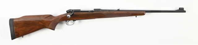 (C) PRE-64 WINCHESTER MODEL 70 FEATHERWEIGHT BOLT ACTION RIFLE.