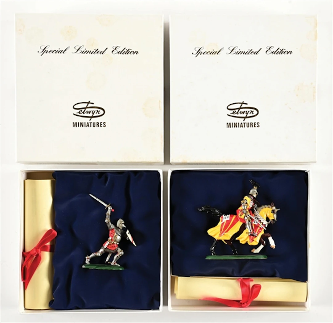 LOT OF 2: SELWYN MINIATURES F9300 & M9311 SPECIAL LIMITED EDITIONS W/ BOXES