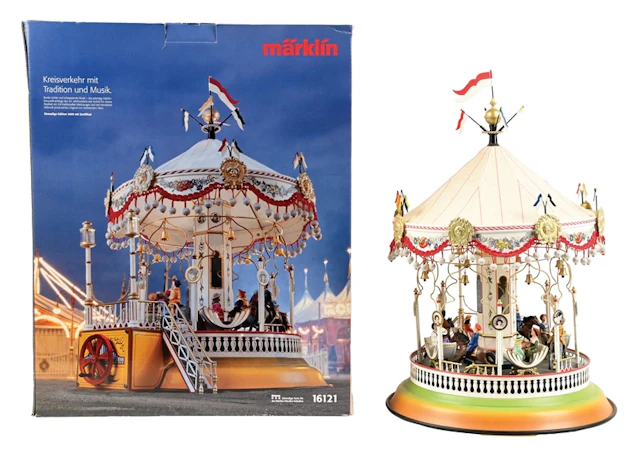 MARKLIN GERMAN TOY CAROUSEL