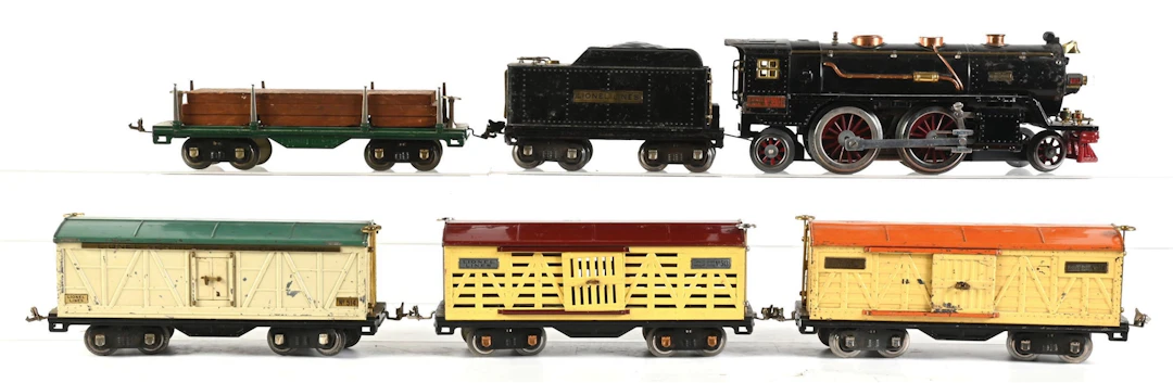 LIONEL PREWAR STANDARD GAUGE NO. 390 STEAM LOCOMOTIVE AND TENDER WITH