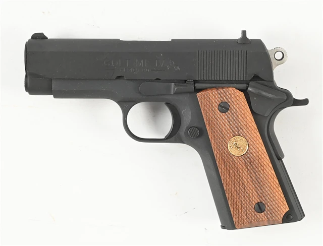 (M) COLT OFFICER'S ACP SEMI-AUTOMATIC PISTOL.
