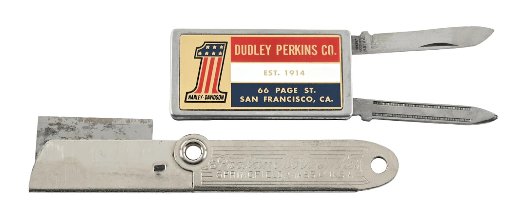COLLECTION OF 2: INDIAN AND HARLEY-DAVIDSON MOTORCYCLES POCKET KNIFES.