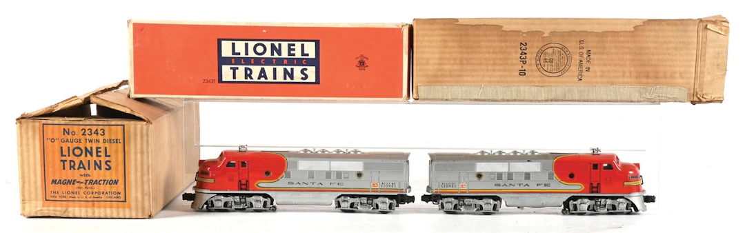 LIONEL O-GA. NO. 2343 SANTA FE F3 AA DIESEL LOCOMOTIVES W/ MASTER CARTON