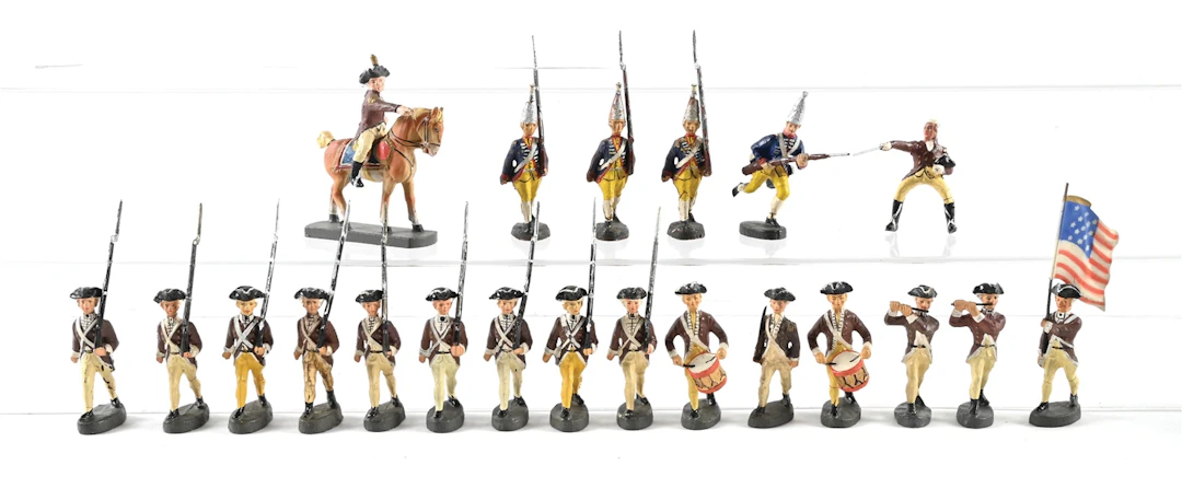 LOT OF 21: PRE-WAR ELASTOLIN REVOLUTIONARY WAR COLONIALS & HESSIANS
