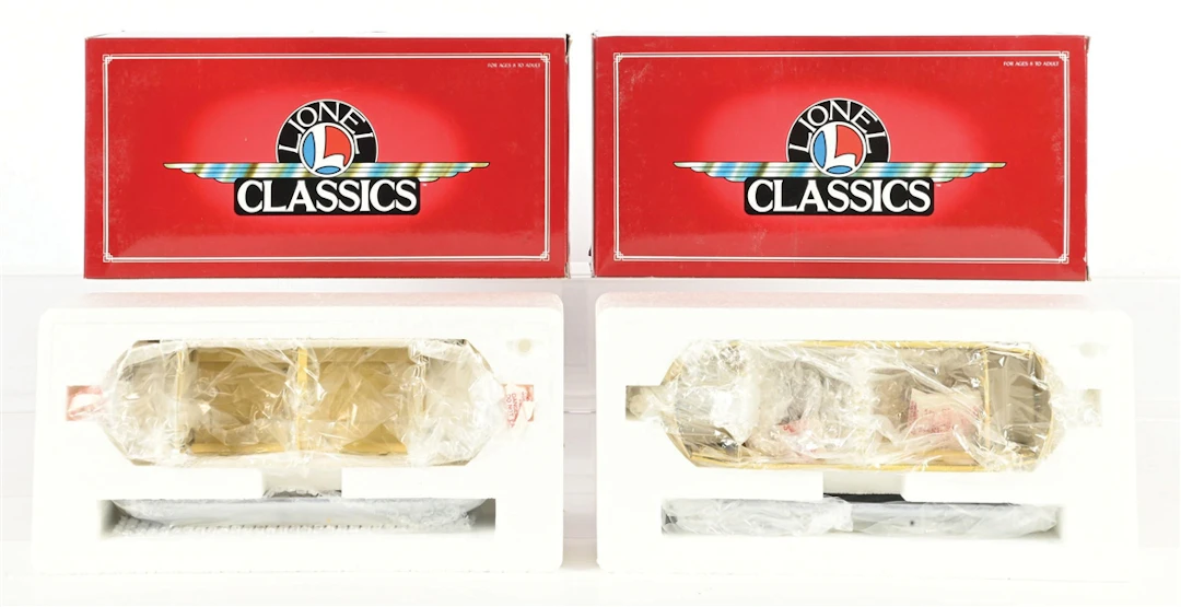 LIONEL CLASSICS STD. GAUGE NO. 200 TROLLEY AND NO. 201 TROLLEY TRAILER