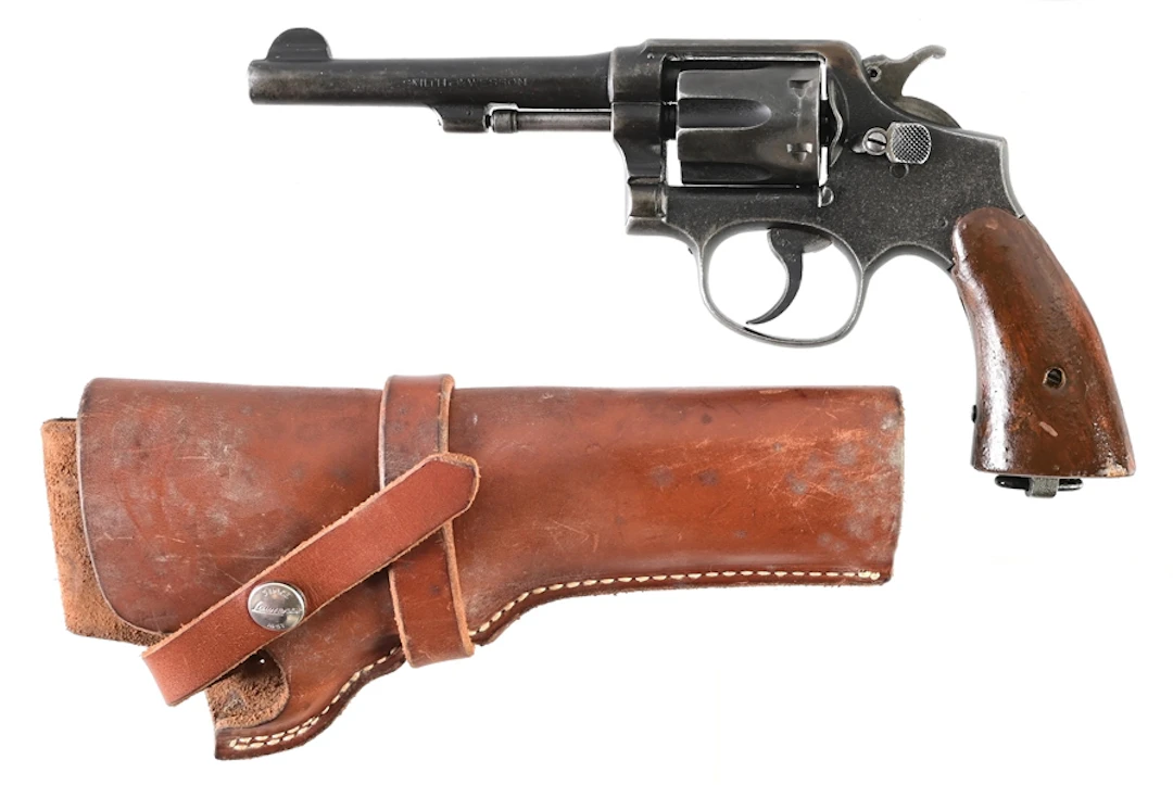 (C) SMITH & WESSON MODEL 1905 4TH CHANGE DOUBLE ACTION REVOLVER.