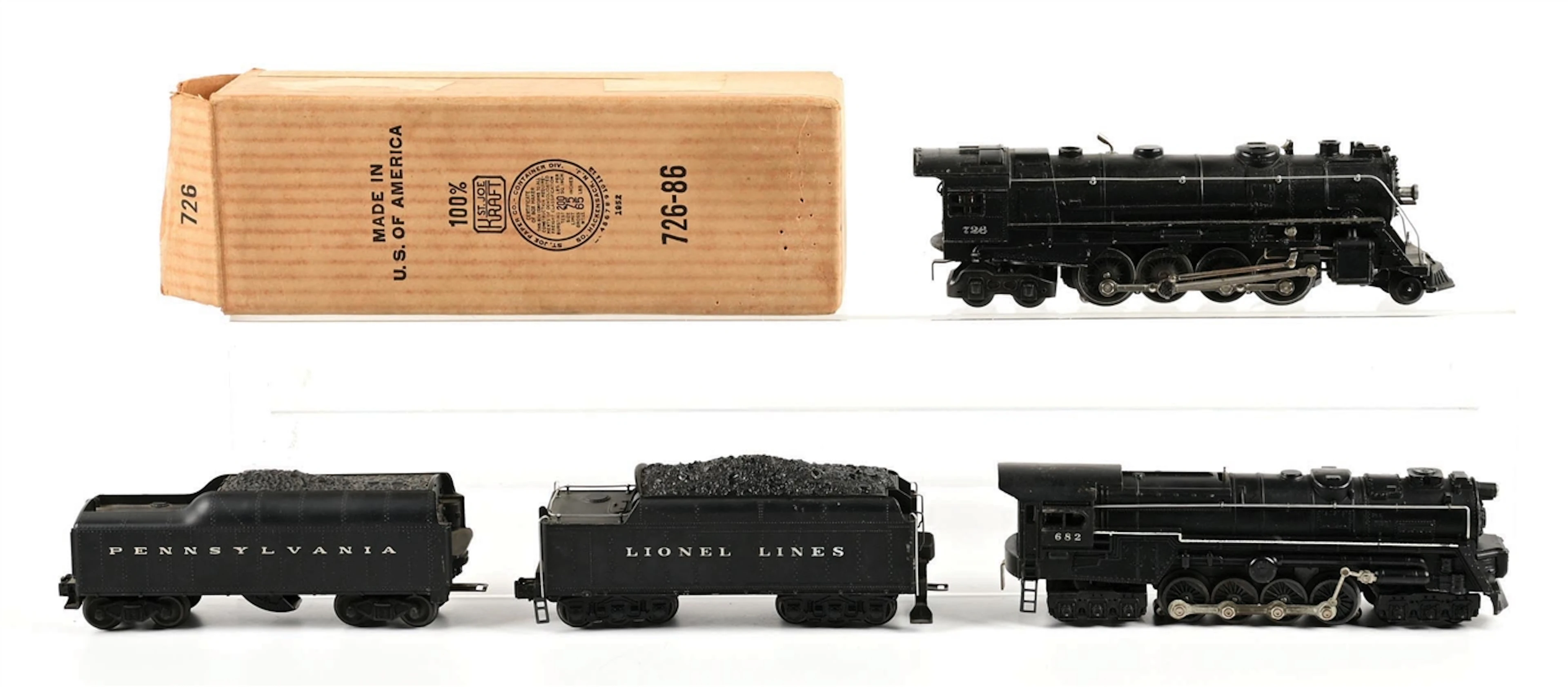LOT OF 2: POST-WAR LIONEL O-GA. NO. 726 & NO. 682 STEAM LOCOMOTIVES & TENDERS