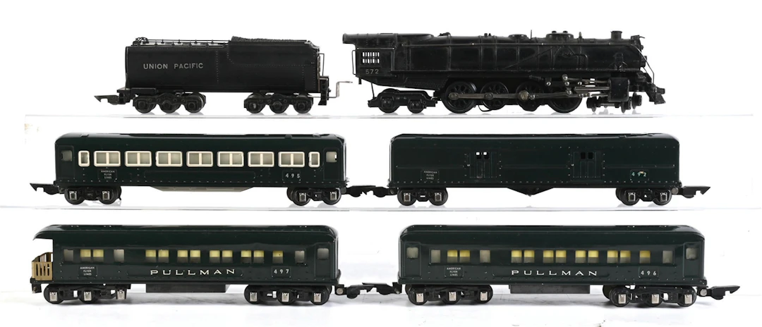 PRE-WAR AMERICAN FLYER O-GA. NO. 572 STEAM PASSENGER SET