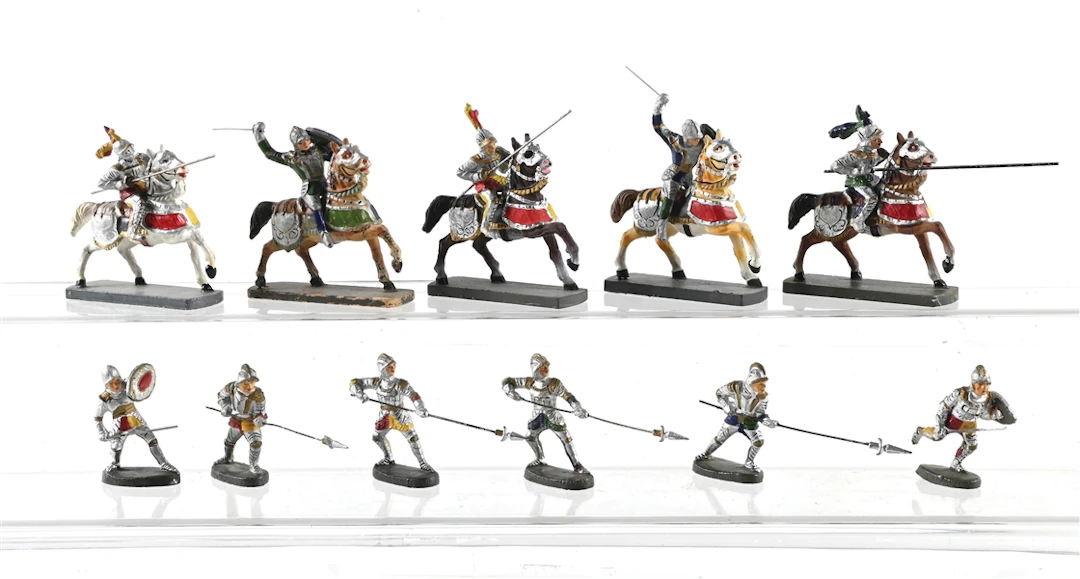 LOT OF 11: PRE-WAR ELASTOLIN COMPOSITION KNIGHTS