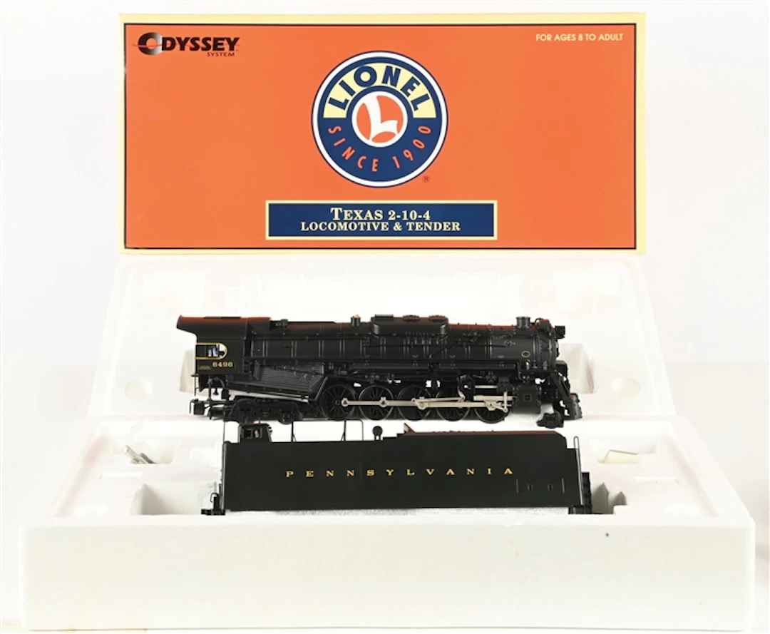 LIONEL PENNSYLVANIA 2-10-4 "TEXAS" STEAM LOCO AND TENDER SET W/ BOX