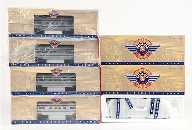 LIONEL CANADIAN PACIFIC F3 AA PASSENGER SET