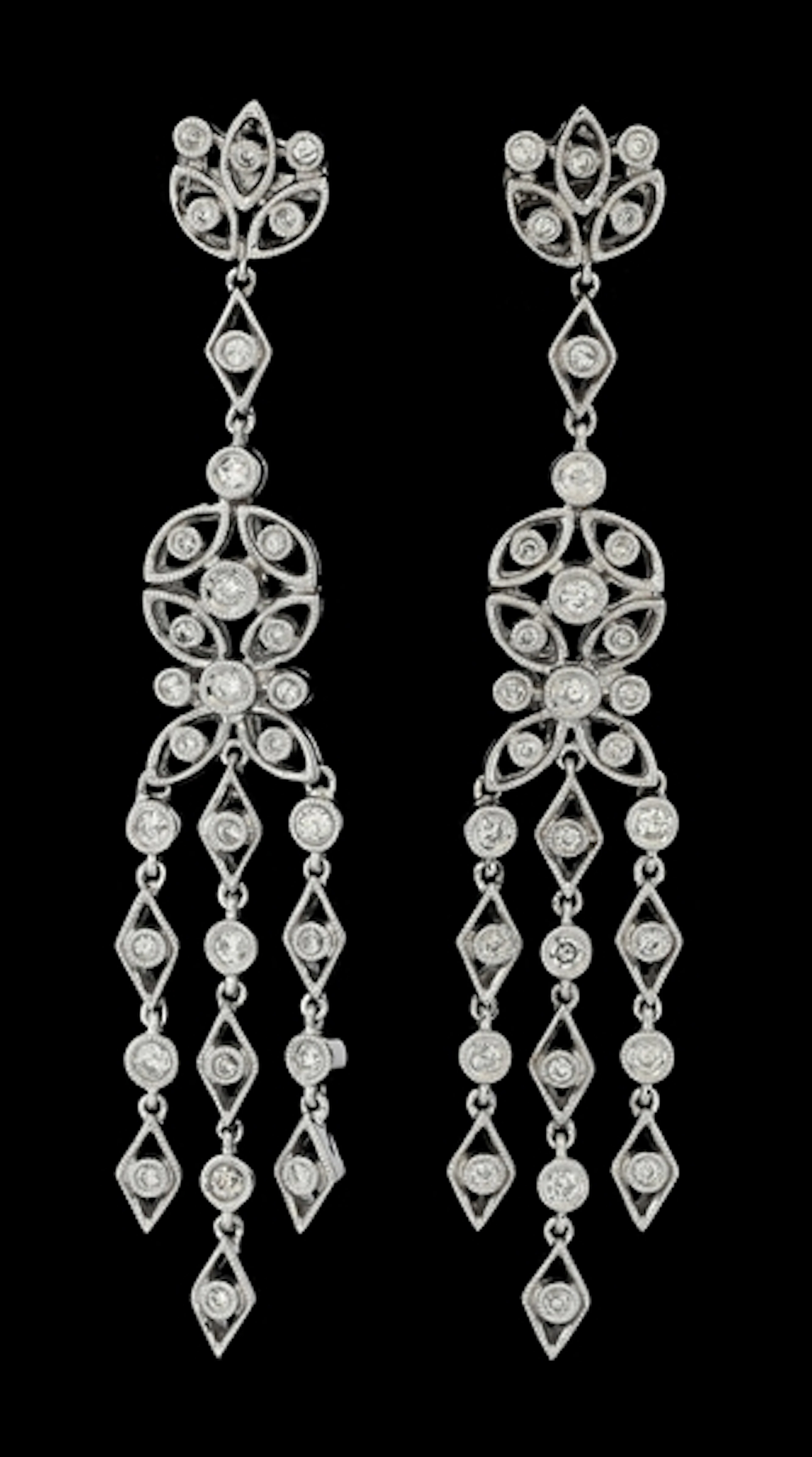 18K WHITE GOLD DIAMOND CHANDELIER DROP EARRINGS