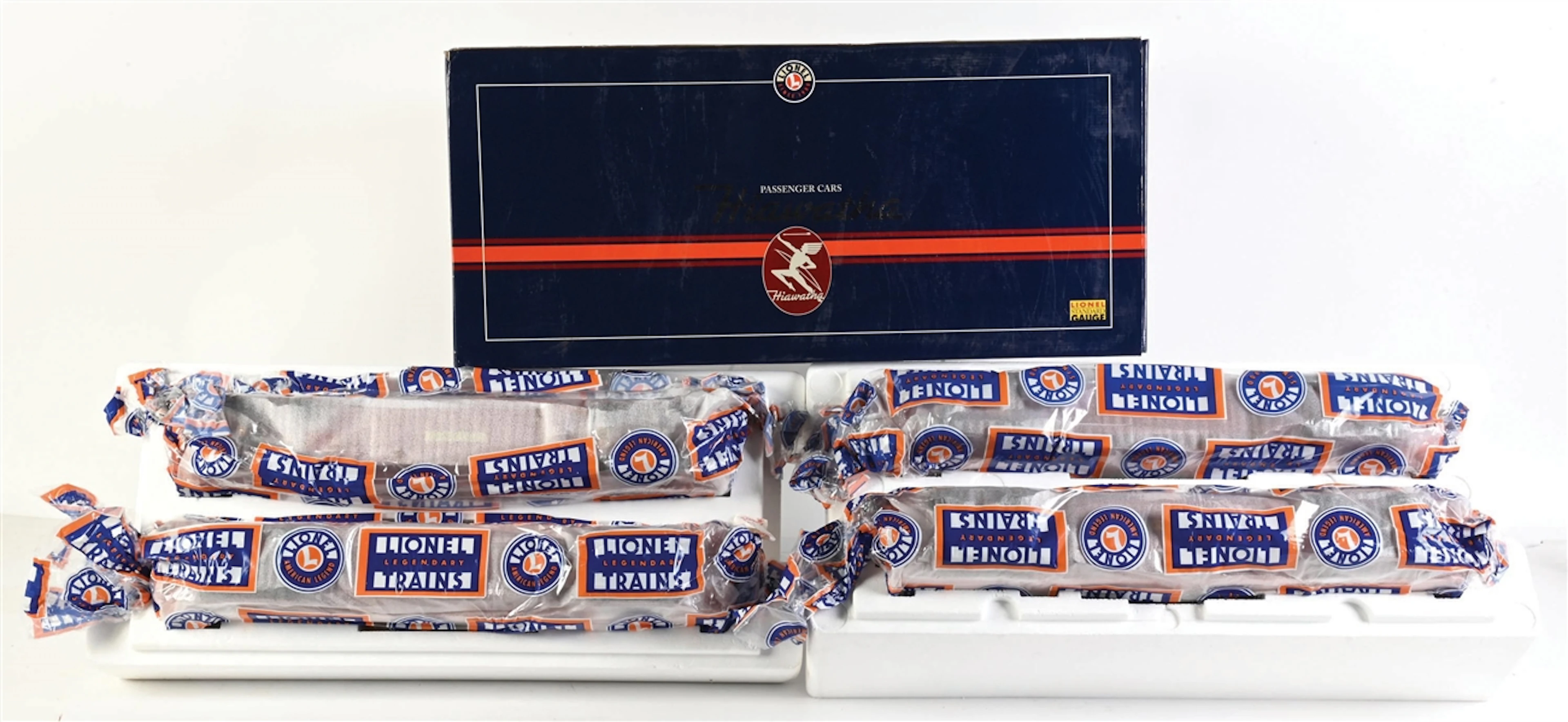 LIONEL STANDARD GA. 6-13006 HIAWATHA 4-CAR PASSENGER SET