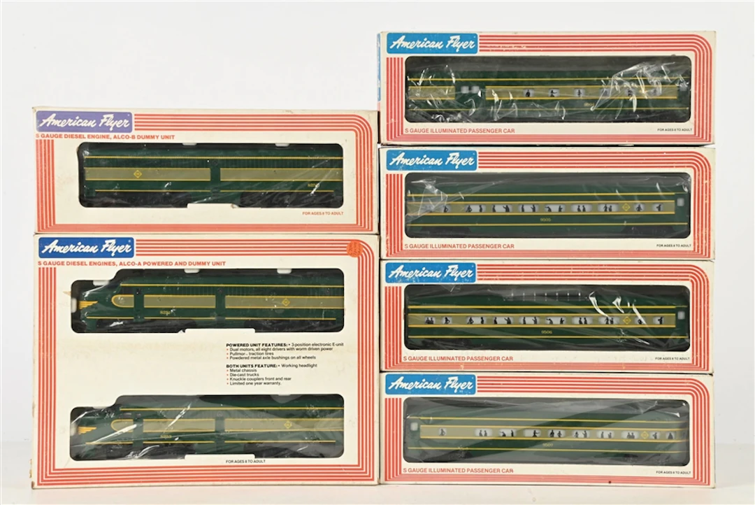 LOT OF 6: AMERICAN FLYER S-GA. ERIE ALCO AA DIESEL POWER & DUMMY UNITS